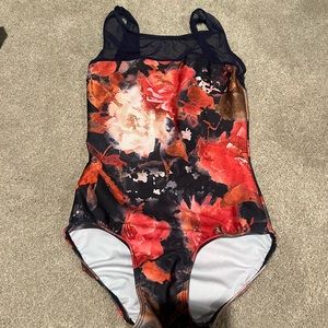 Size Small Eleve Leotard